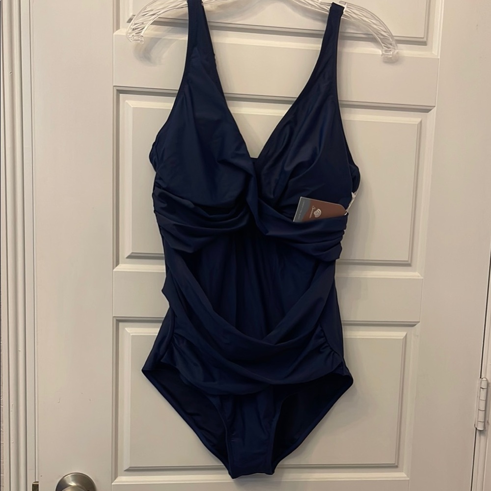 Smismivo Woman’s Blue One Piece Swimsuit with V-Neck and Ruching Size: XL